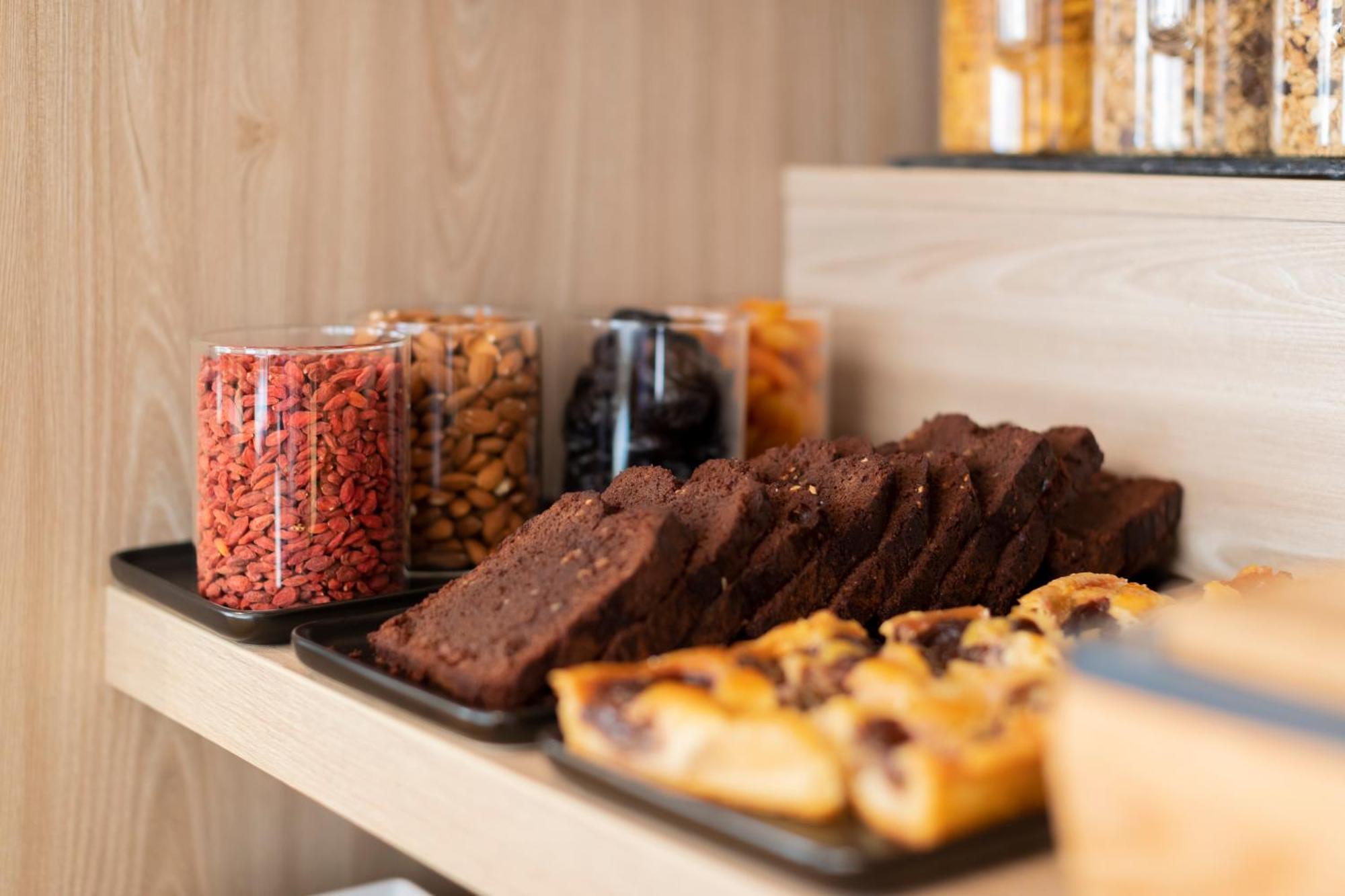 Aparthotel 37 Lodge Courbevoie Paris La Defense Экстерьер фото